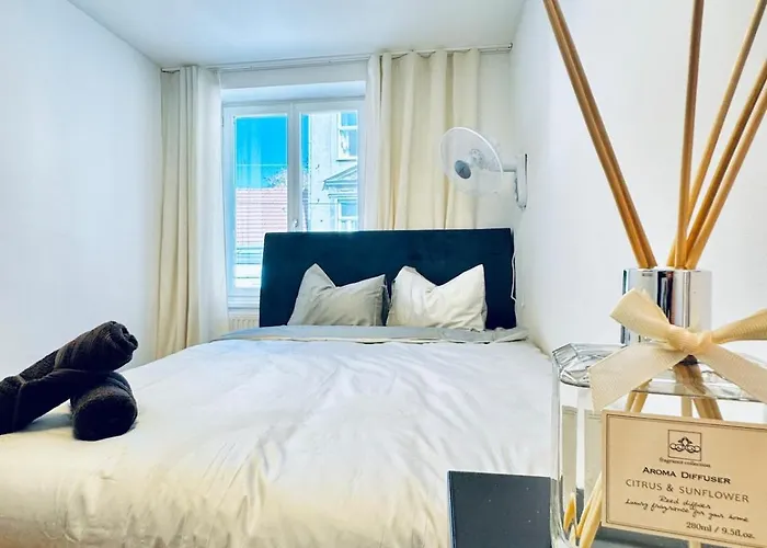 Comfortable 5br Near Kaufpark Alterlaa Apartment Vienna