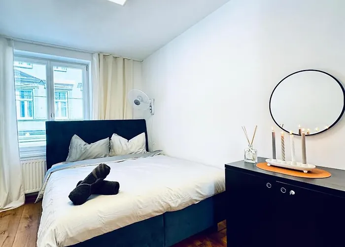 Apartment Comfortable 5br Near Kaufpark Alterlaa *