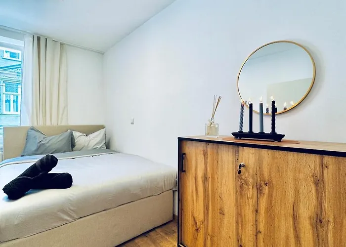 Comfortable 5br Near Kaufpark Alterlaa *